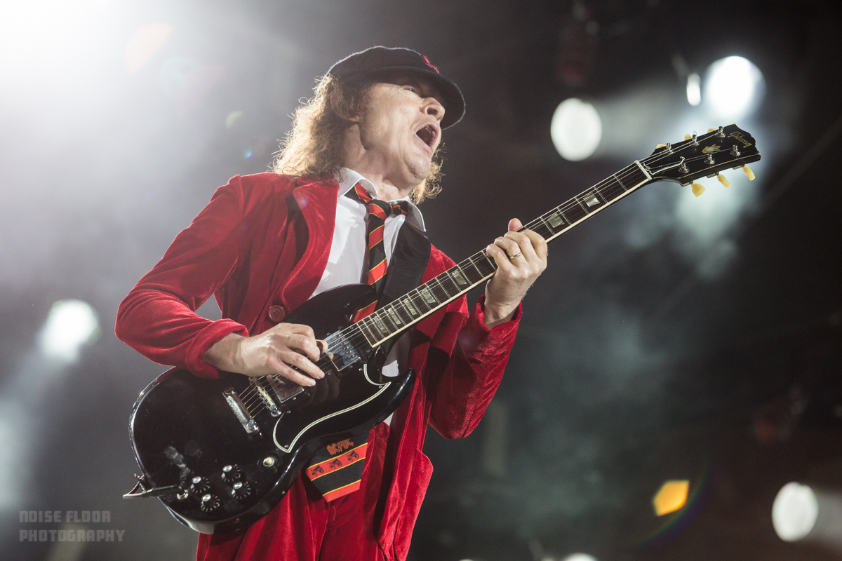 acdc-2