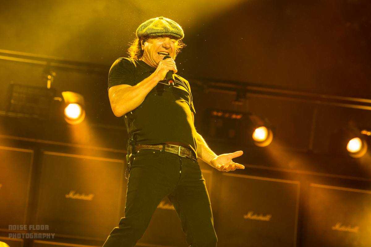 acdc-6
