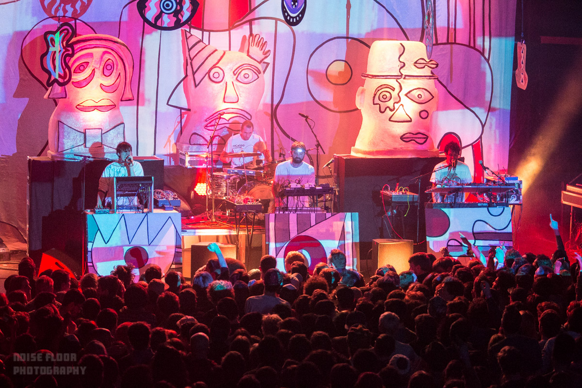 Animal Collective + Coheed and Cambria played Boston and I had a weird night – 2/22
